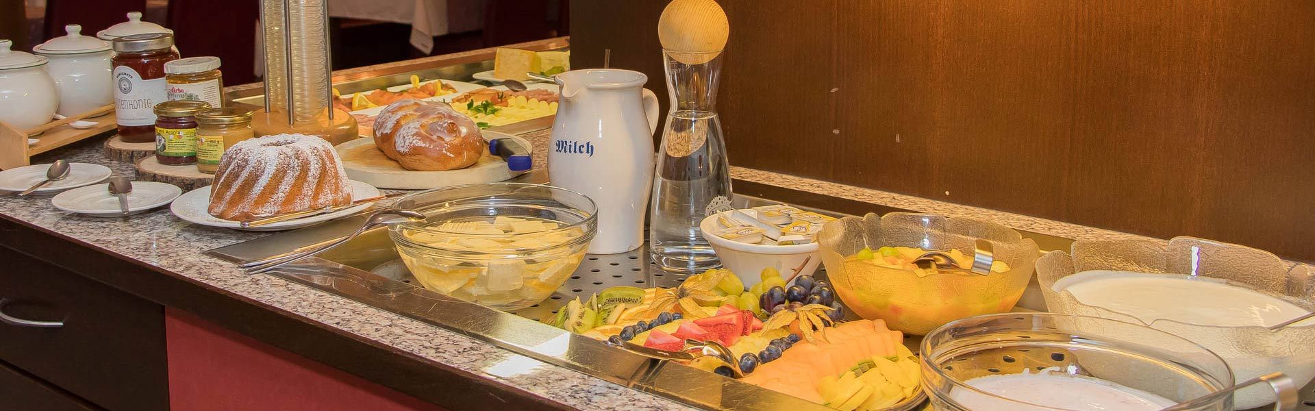 Frühstücksbuffet im Hotel Kitz in Bruck